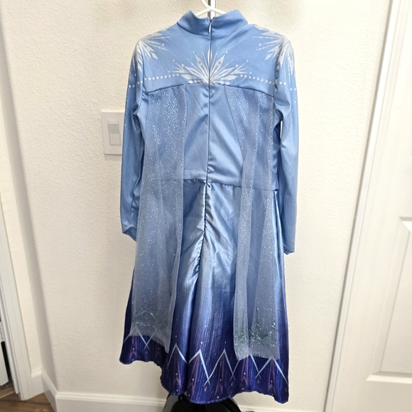 Elsa Halloween Costume - Kids - Picture 3 of 3
